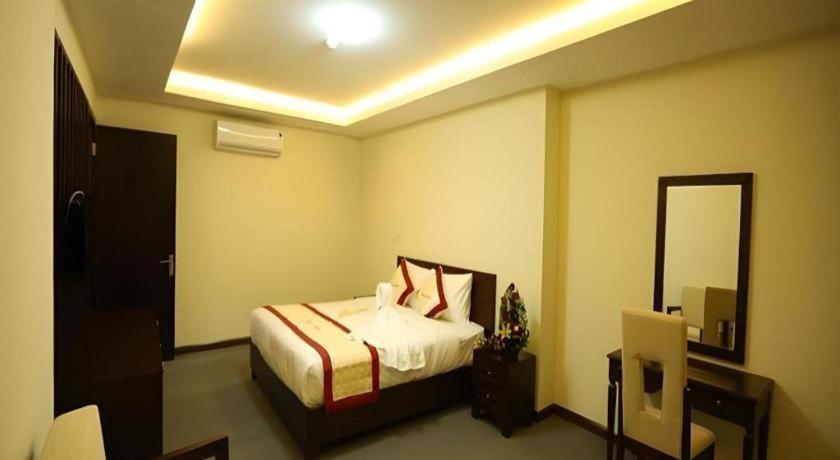 Tien Sa Hotel Da Nang Exterior photo